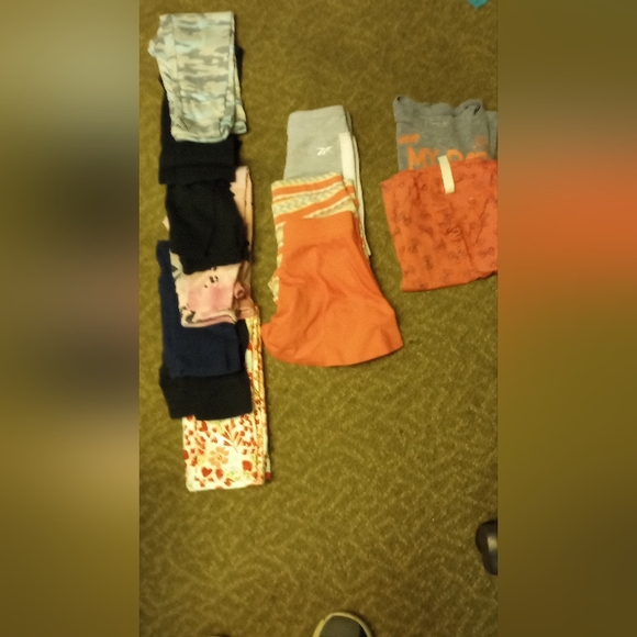 Girls Size 5 6 Leggings Shorts And Tops - Picture 2 of 13